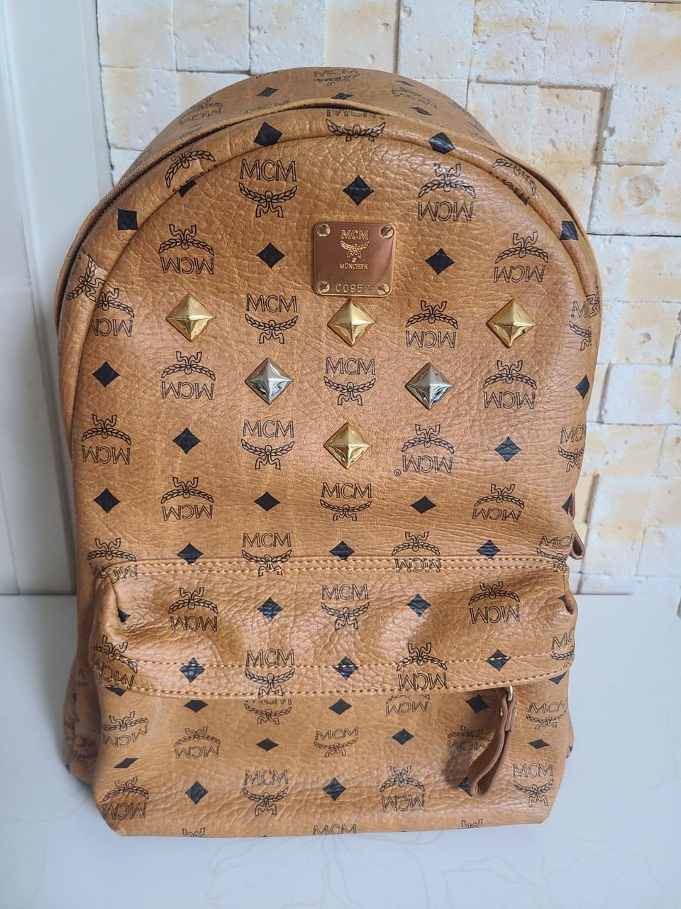 정품mcm 백팩