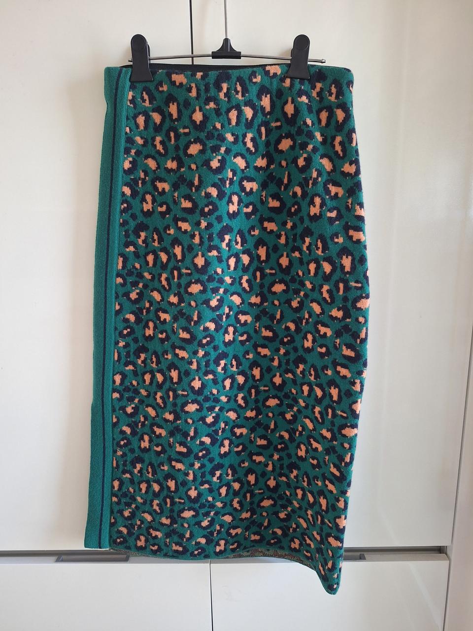 2회 착용) 미샤 롱 니트 스커트 프리사이즈