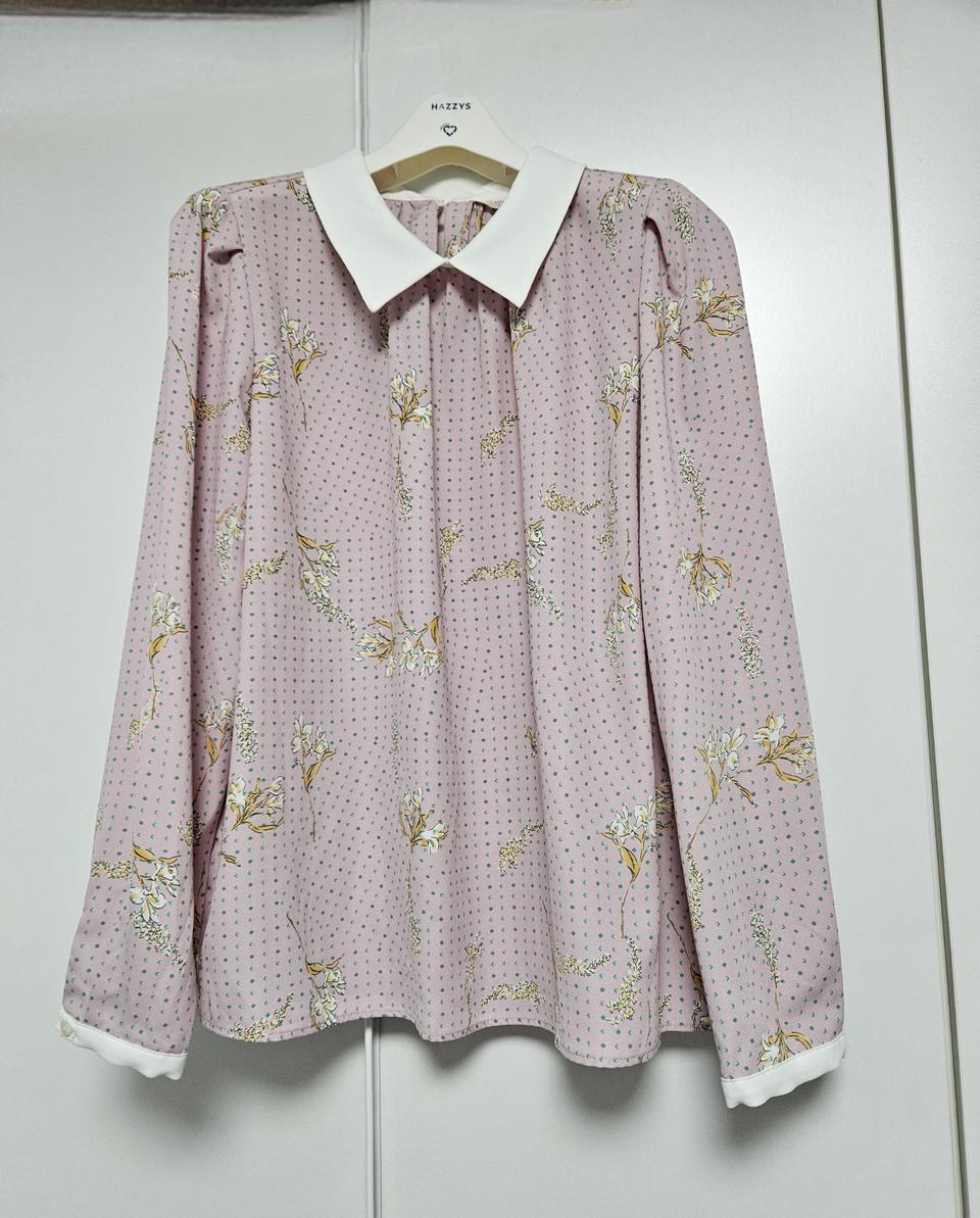 (새상품) 리안뉴욕 블라우스 (66)