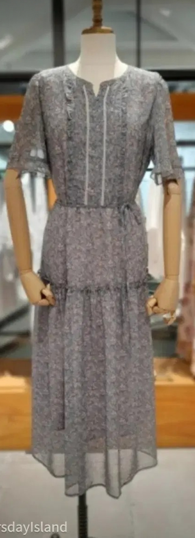 써스데이아일랜드 손뜨개 네크라인 셔링프릴장식 플라워패턴 쉬폰원피스 55사