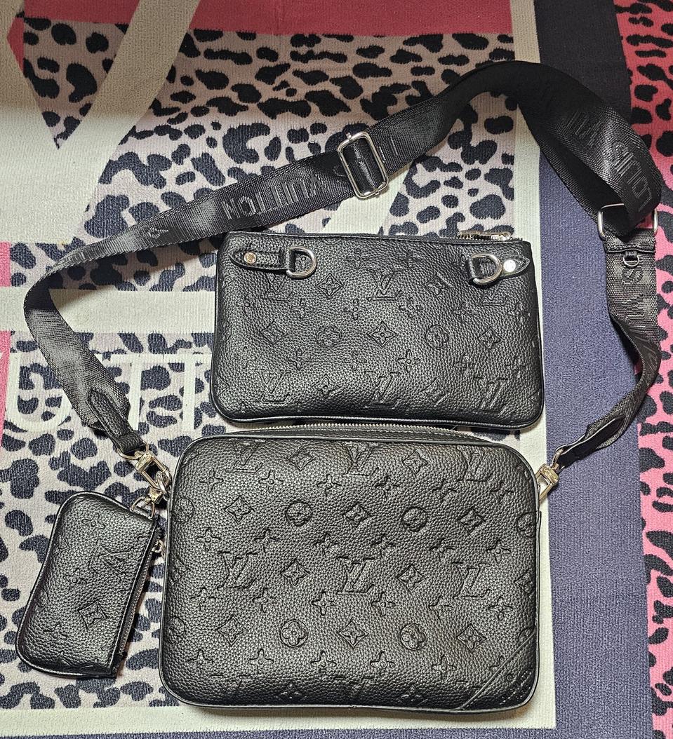루이비통 남성 트리오 3종세트 메신저백 블랙 새상품