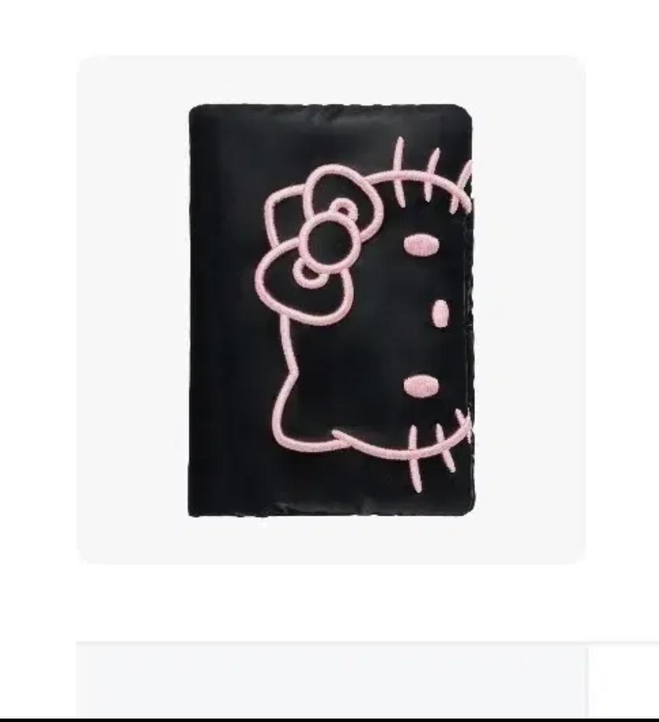 (새상품) 웨이크메이크 헬로키티 여권지갑 케이스