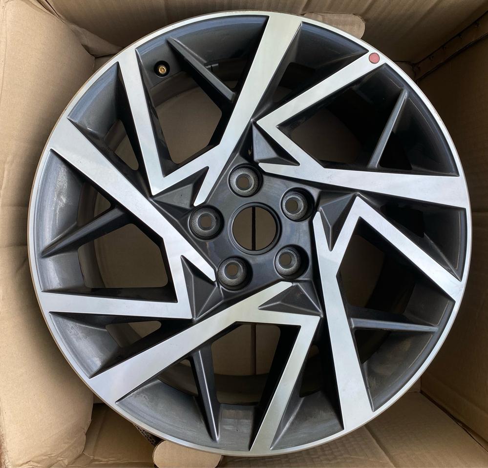 그랜져 GN7 18인치휠 임판급 4개