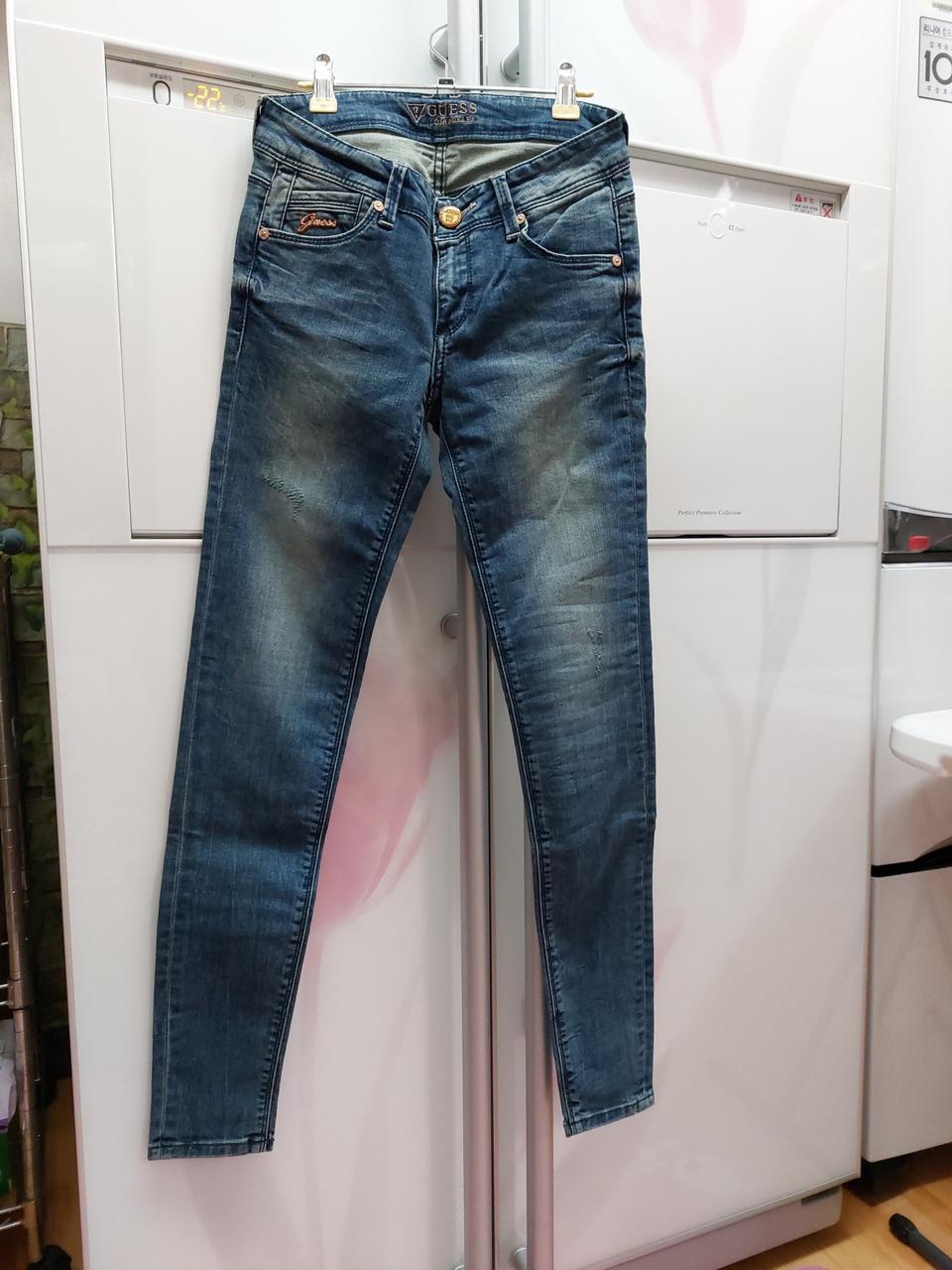 GUESS  청바지 25사이즈