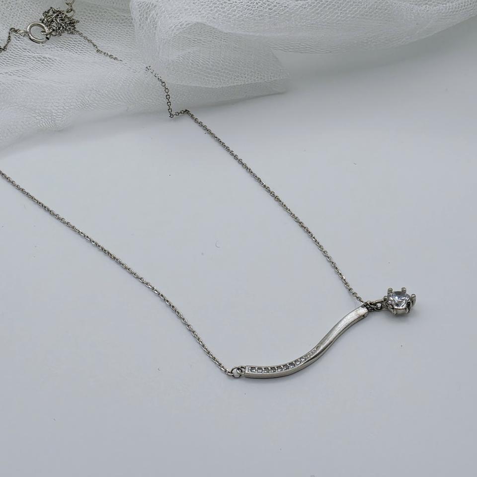 실버 웨이브 큐빅 바 목걸이