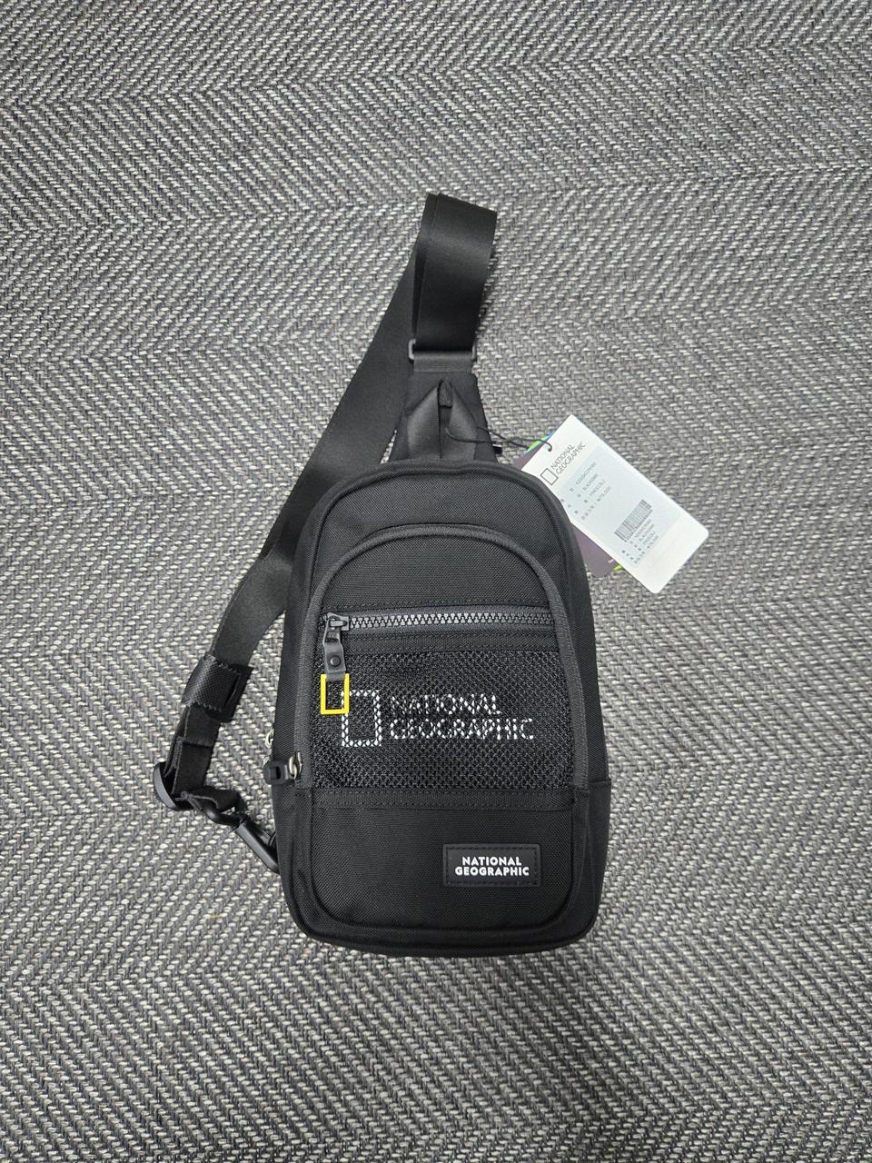 내셔널지오그래픽 블랙 슬링백