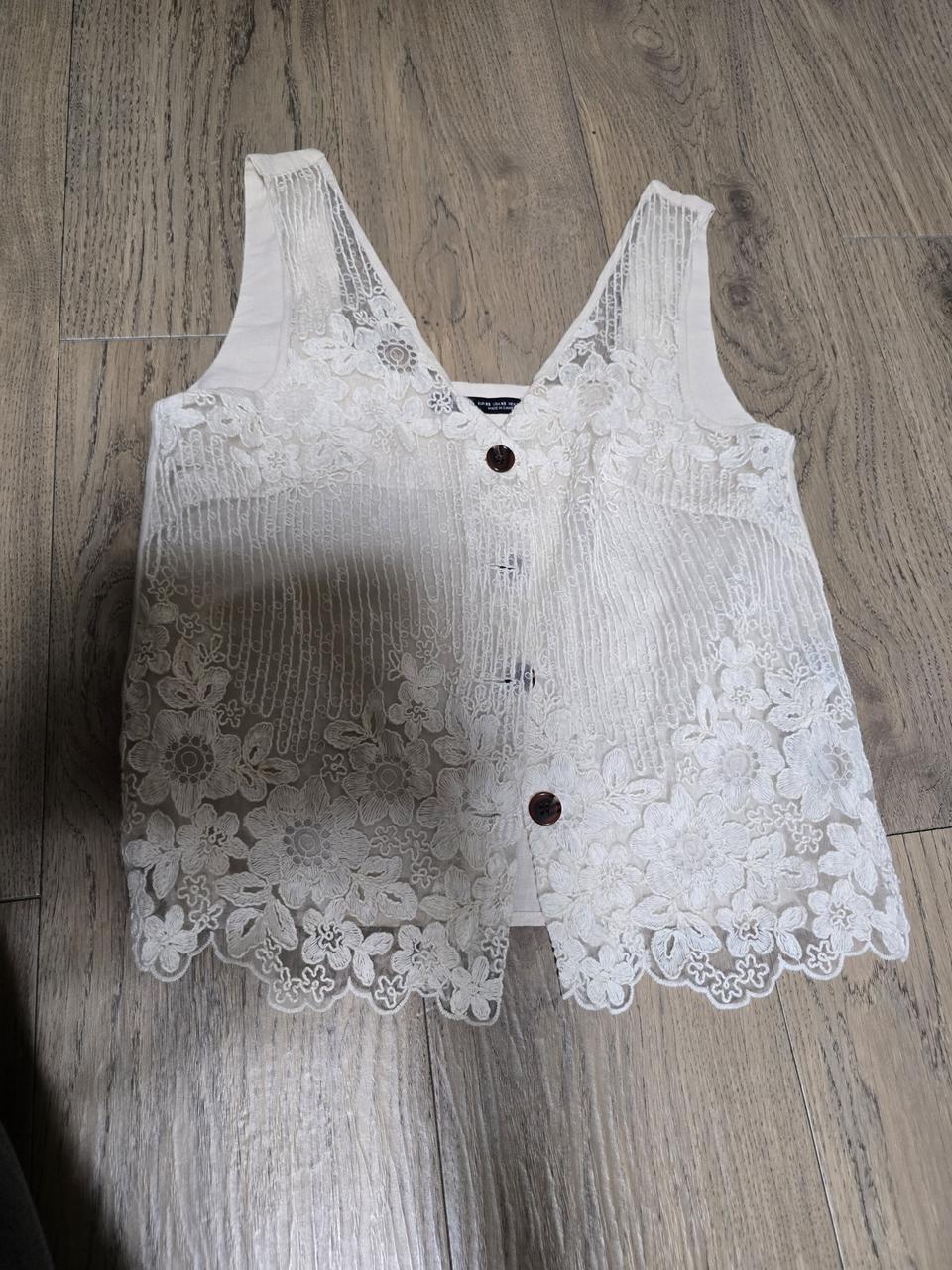 자라 레이스 나시 블라우스ㅡxs