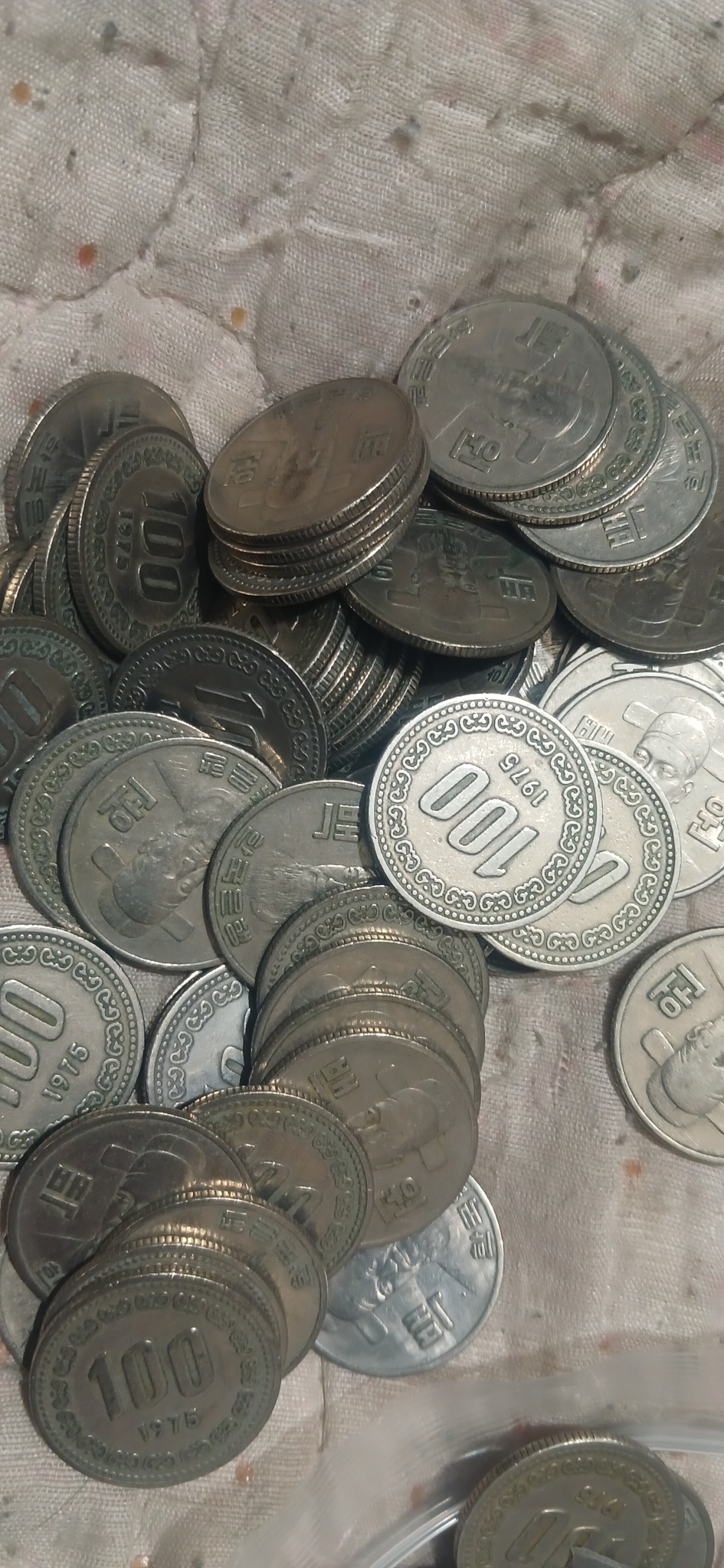 100원동전 30개 1975년 중고