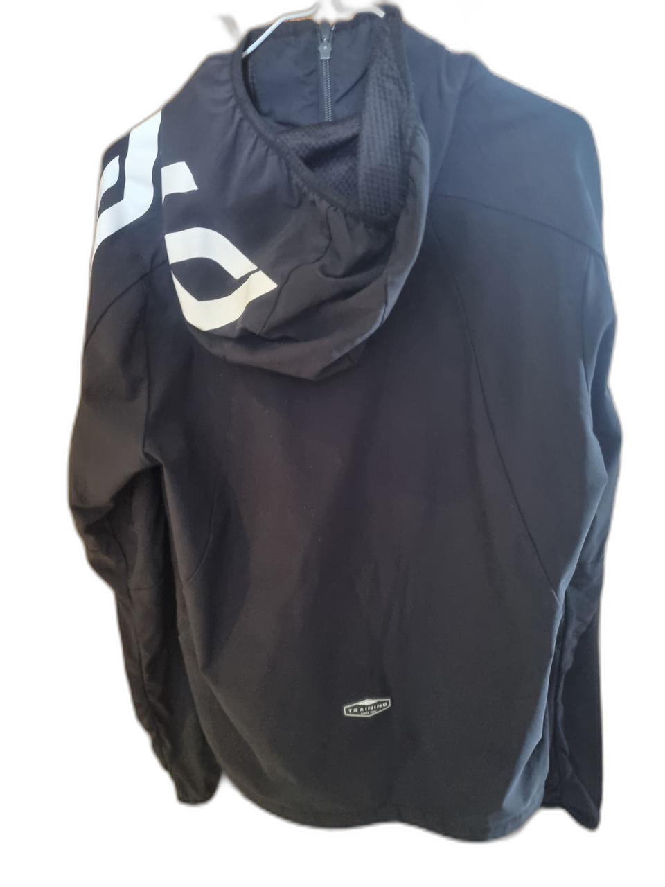 새상품급) 다이나핏바람막이자켓. L/XL
