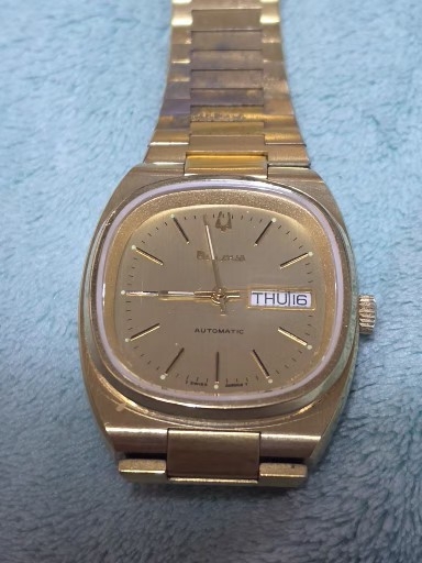 부로바 테레비 금장 오토메틱