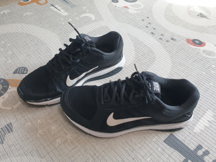 나이키 다트 X11 런닝화  사이즈-275