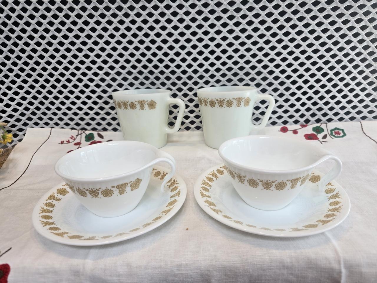 1970~80년대 미국 빈티지 머그와 찻잔.