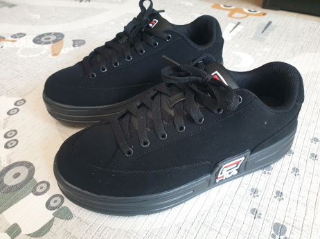 휠라 키높이 스니커즈 운동화  사이즈-260