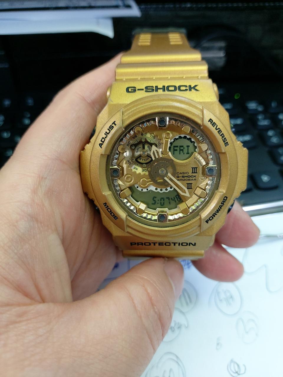 카시오 지샥 금장 시계