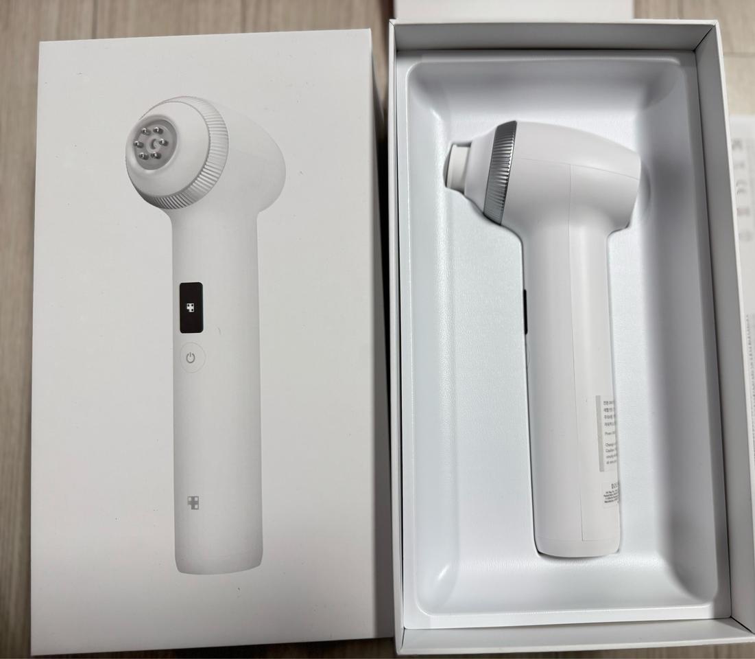 울쎄라효과 메디큐브 에이지알 울트라튠 40.68 풀박스 새상품급