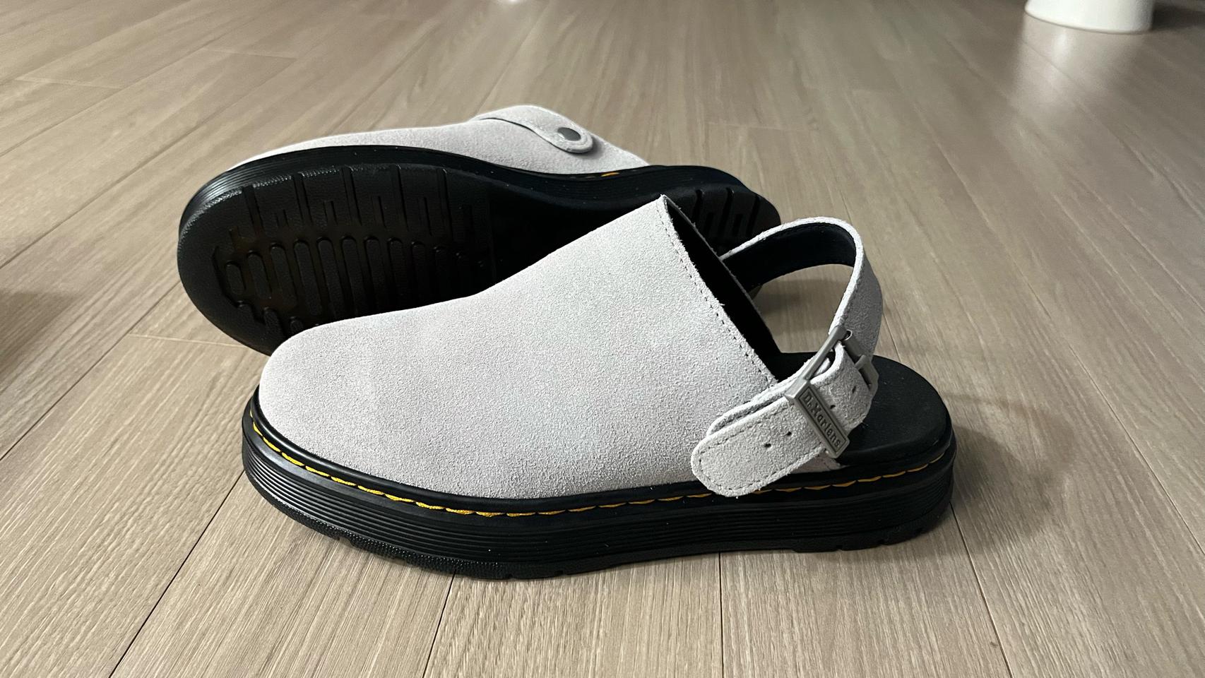 닥터마틴 브루클린 뮬 그레이 260 새제품