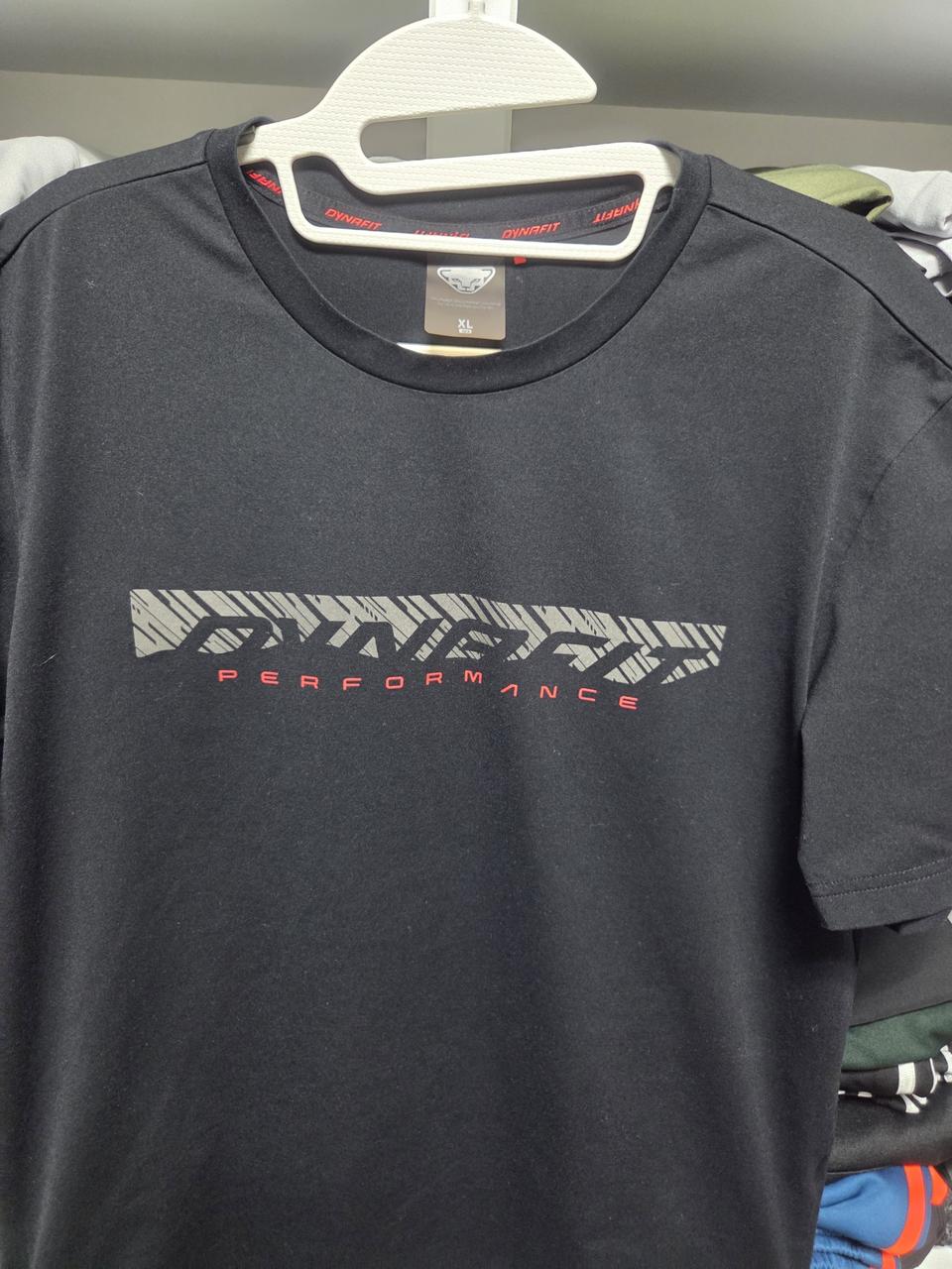 다이나핏 반팔 100