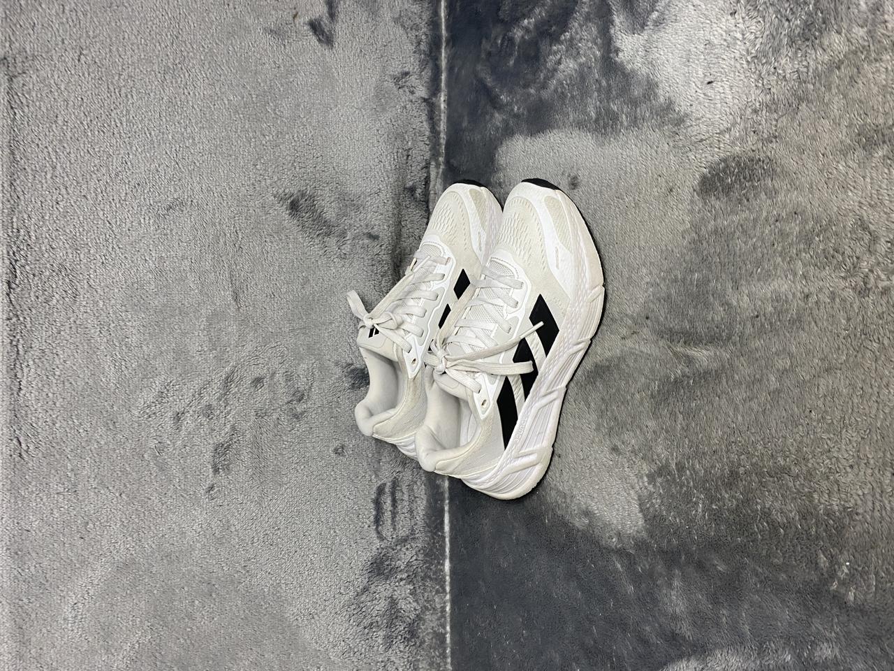 아디다스 운동화 225