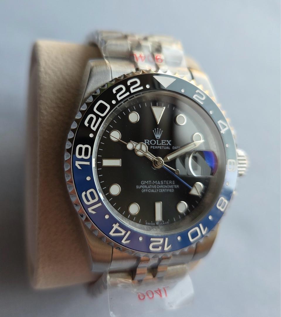 롤렉스 GMT-마스터2 배트걸 시계 판매합니다.
