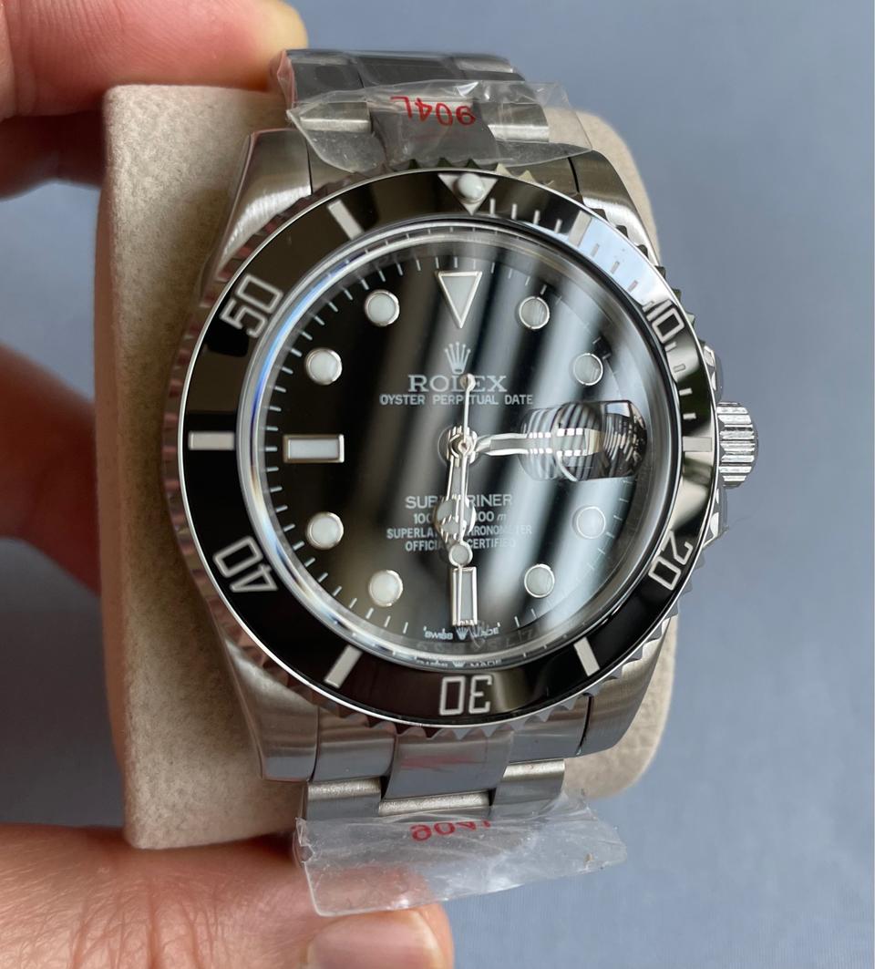 롤렉스 서브마리너 블랙 시계 판매합니다.