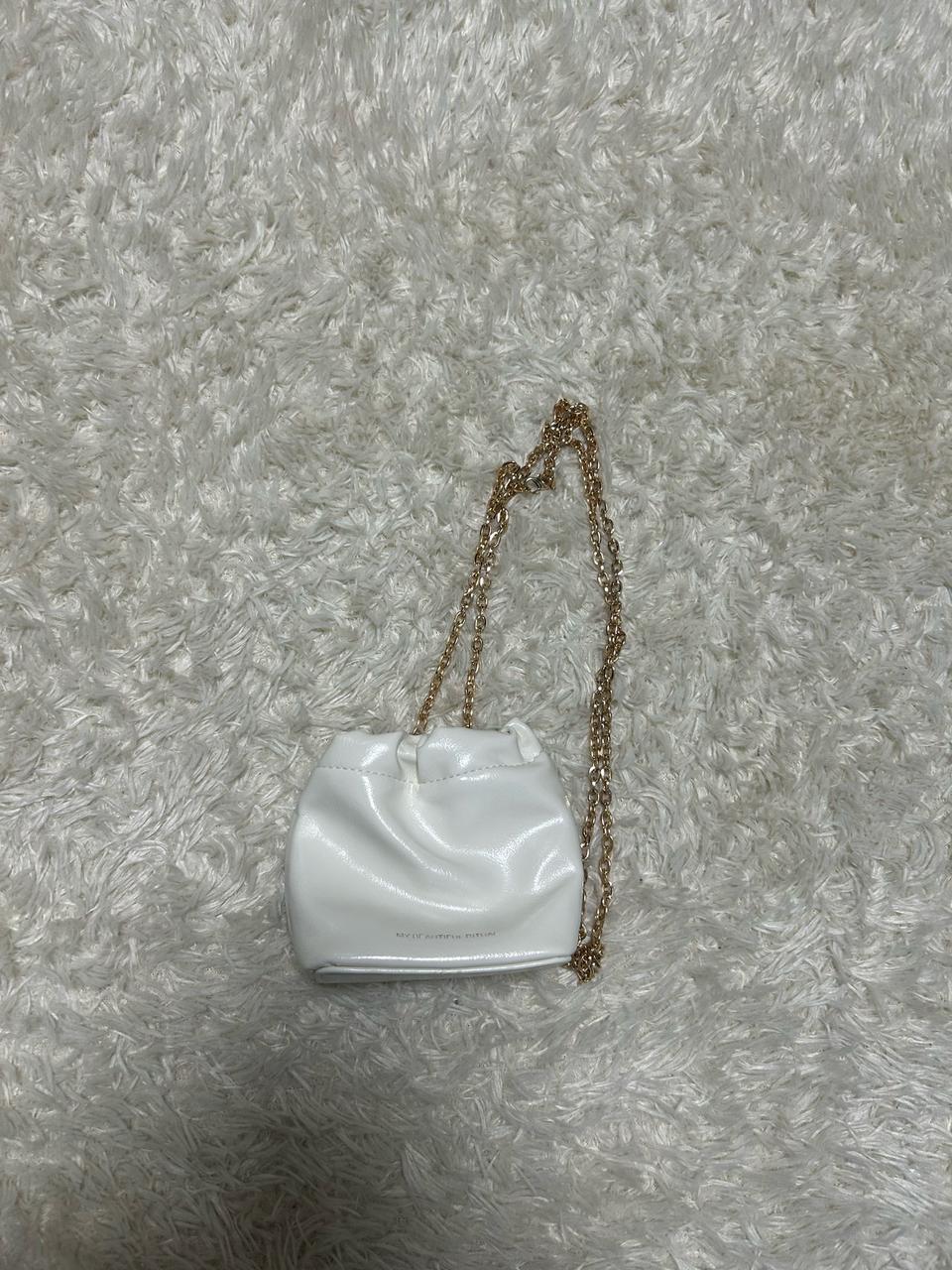 (새상품) 에이지투웨니스 미니 버킷백 가방