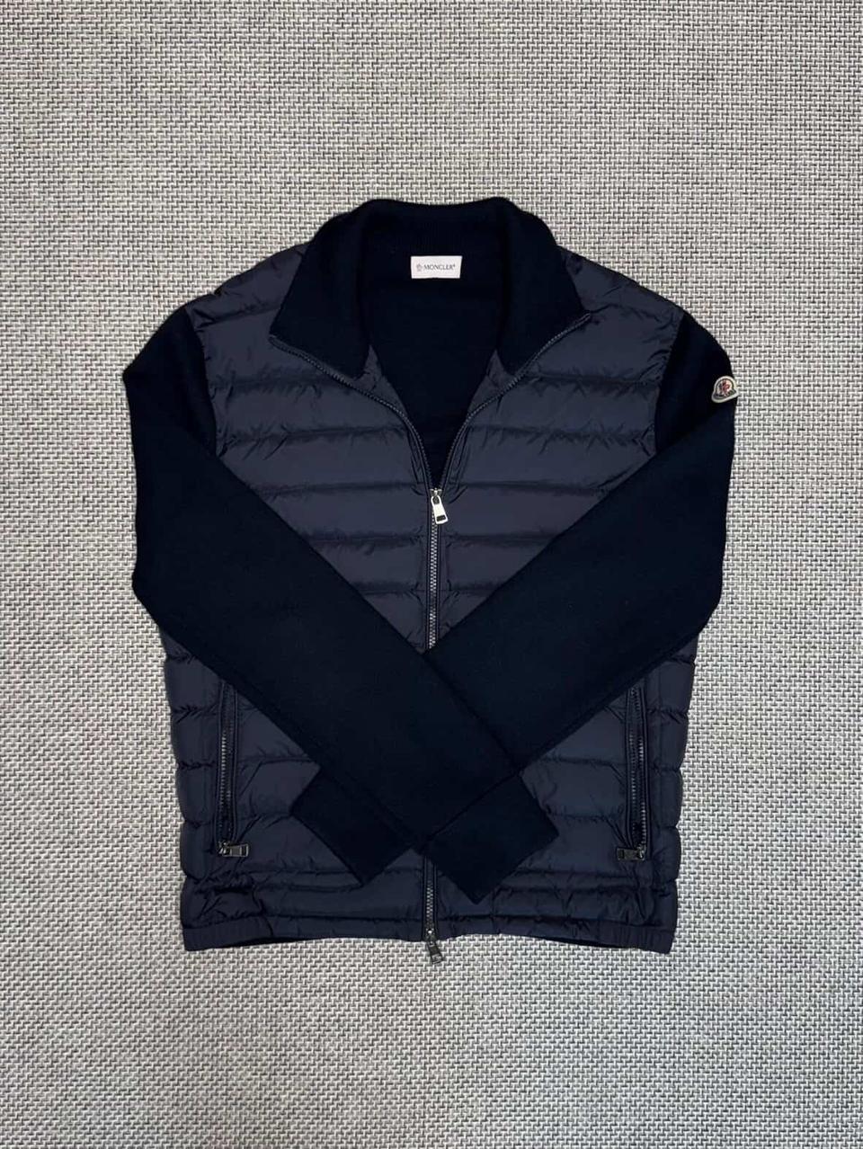 몽클레어 니트패딩