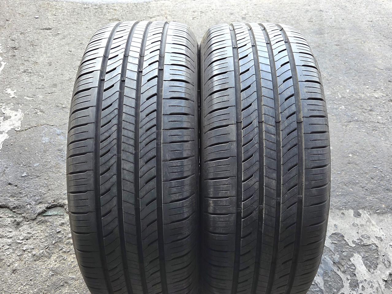 2356016 235 60 16 한국 라우펜 타이어 팝니다