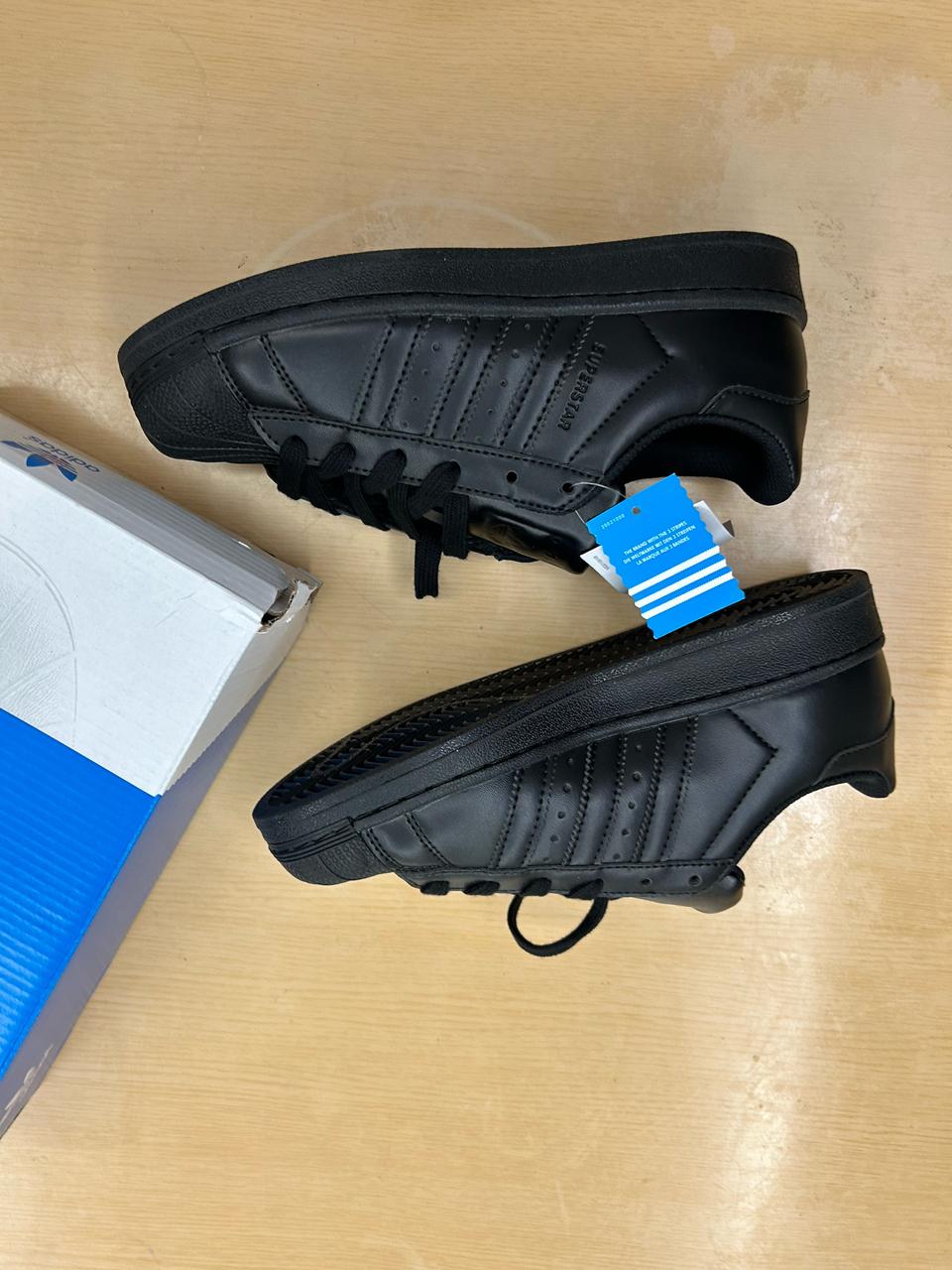 (새상품) 245 아디다스 슈퍼스타 블랙