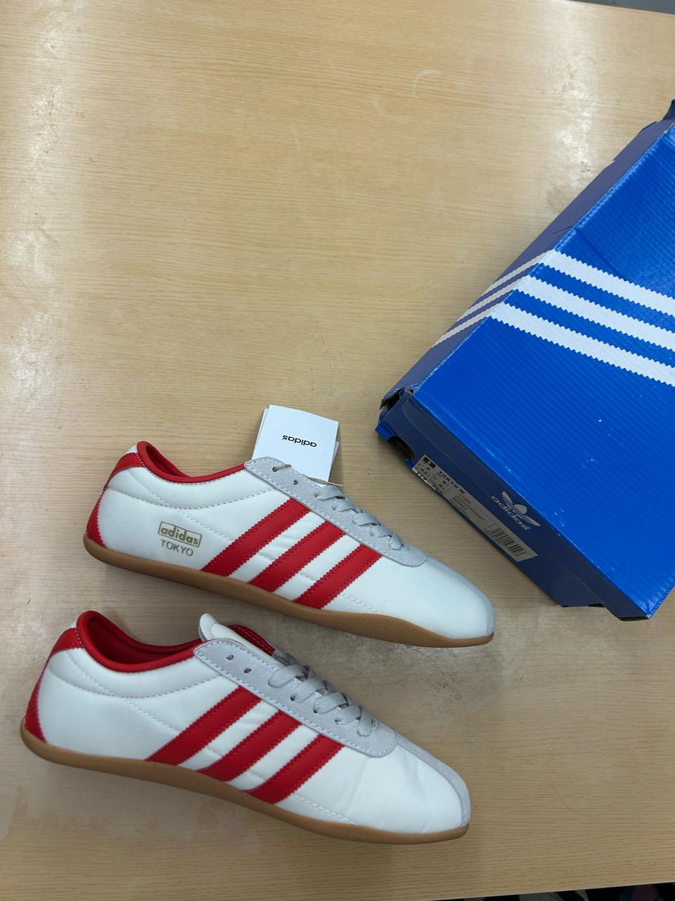 새상품) 270 아디다스 도쿄 오프 화이트 베러 스칼렛