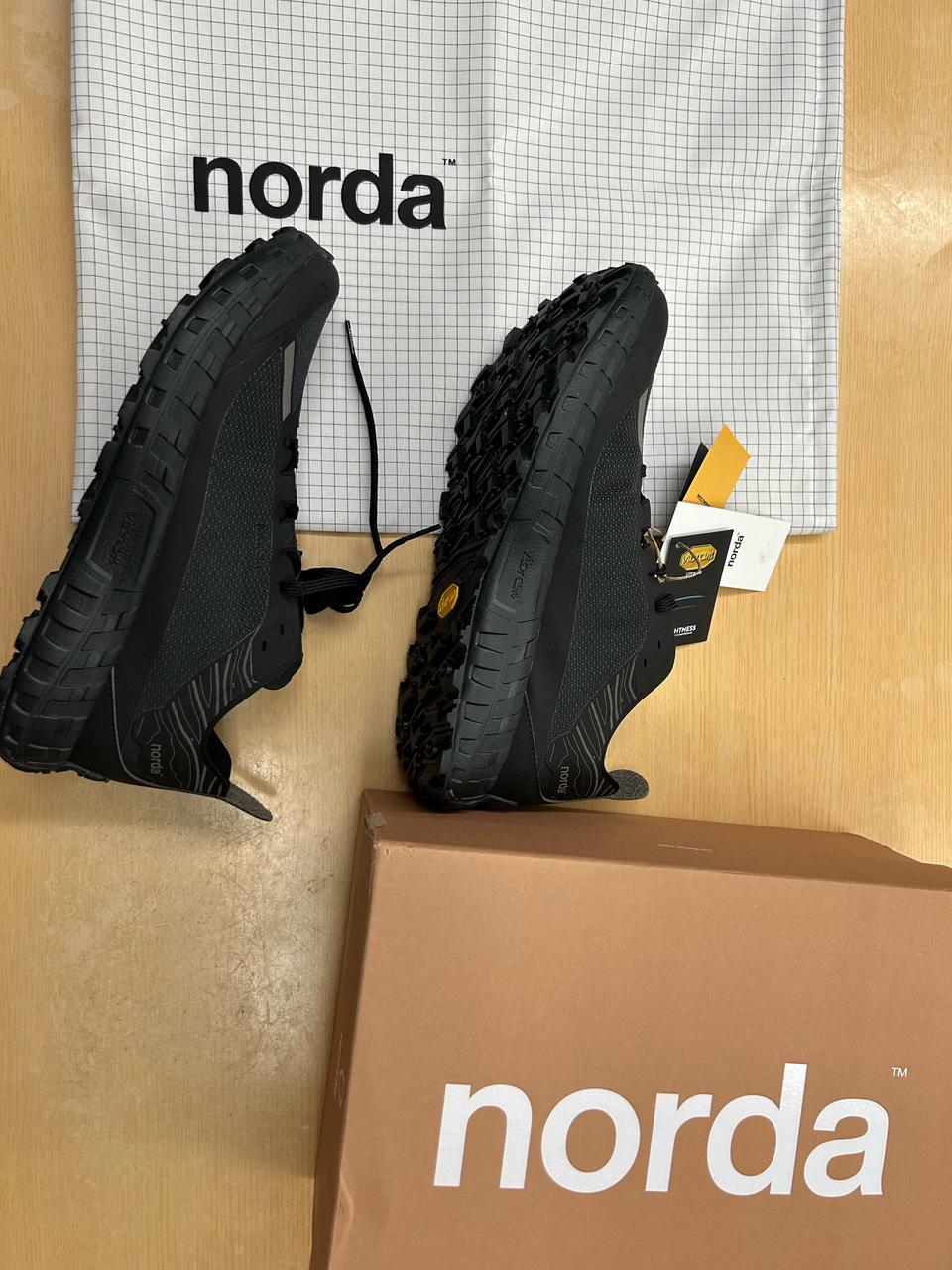 (새상품) 290 노다 001/A 스텔스 블랙 정품