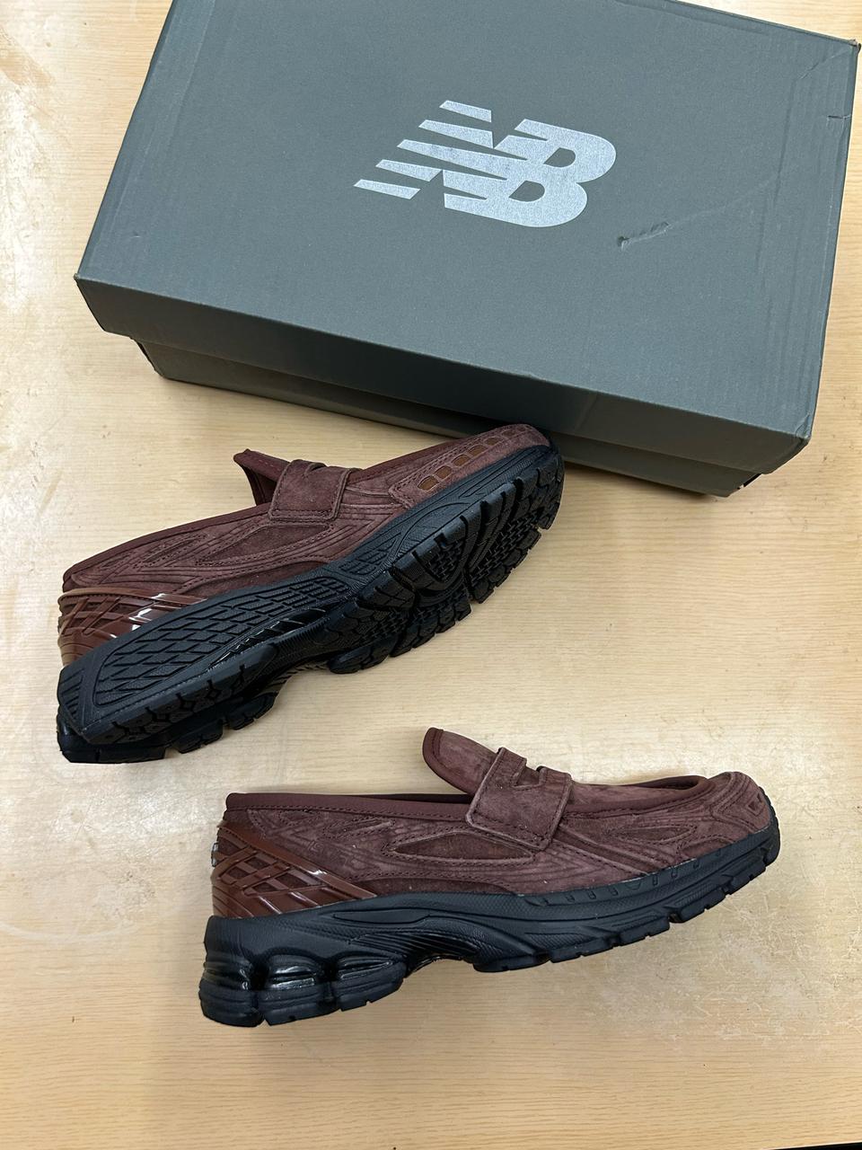 (새상품) 235 뉴발란스 1906L 리치 오크 블랙 시멘트 정품