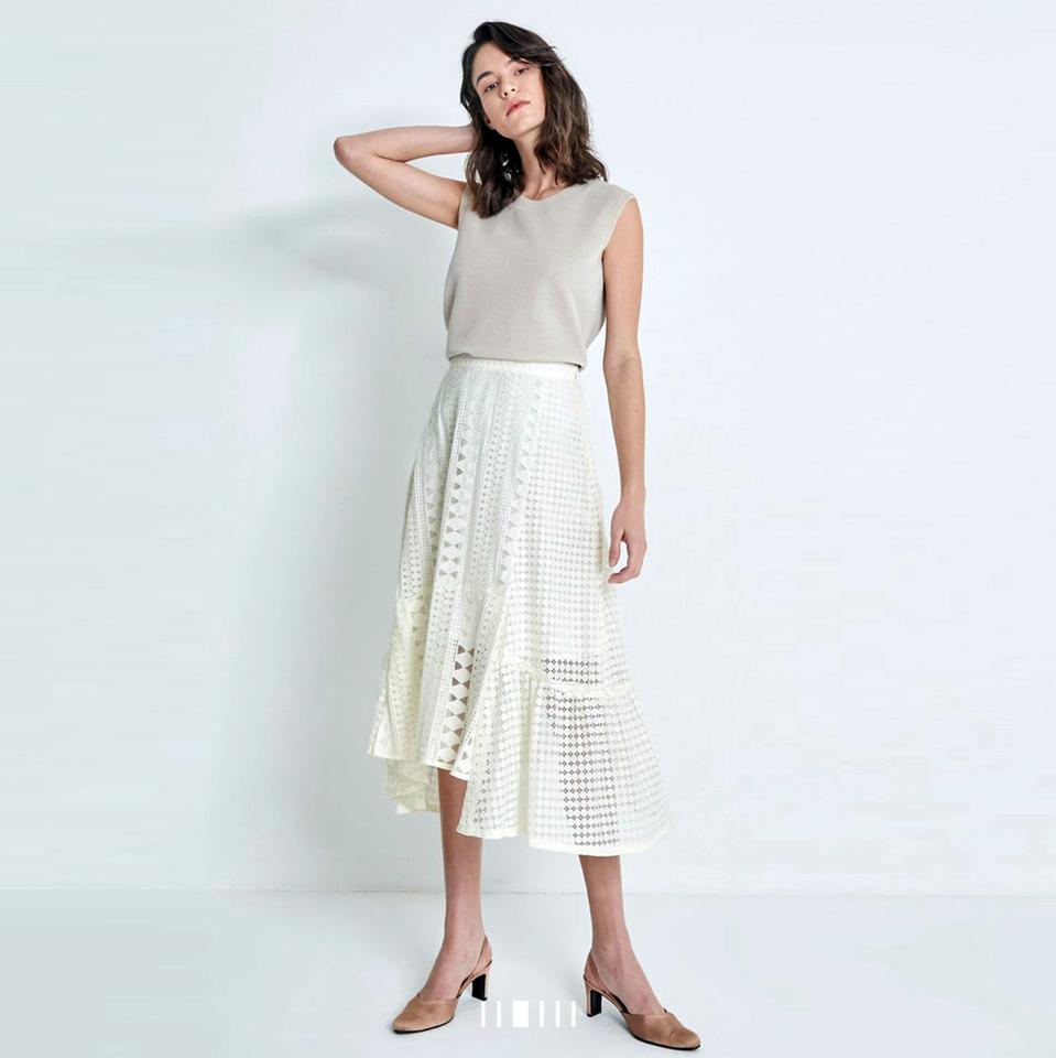 시스템(SYSTEM) 언밸런스 헴 레이스 스커트 55