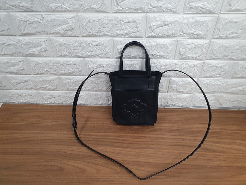 오야니 미니 크로스백