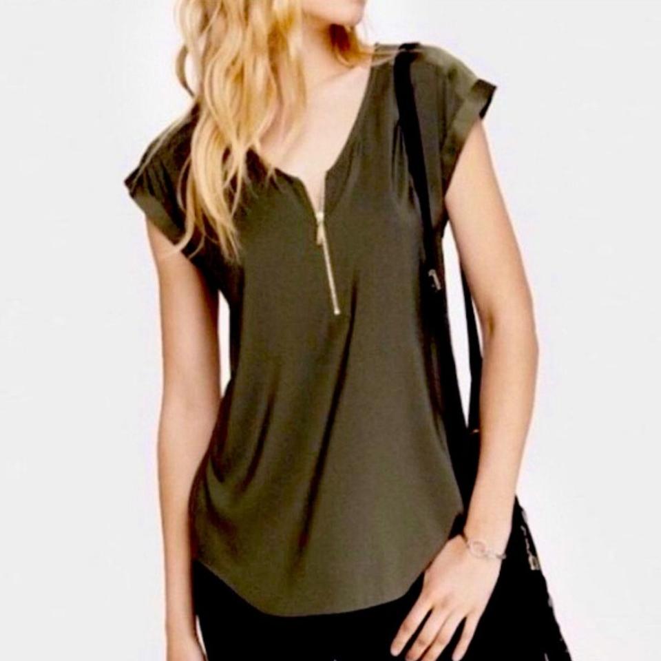 익스프레스(EXPRESS) 지퍼 카키블라우스 55-66 새상품