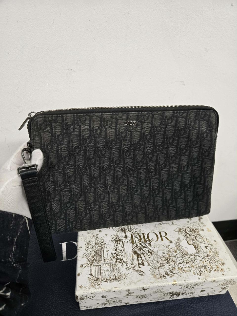 [정품] 디올 아이패드 클러치백