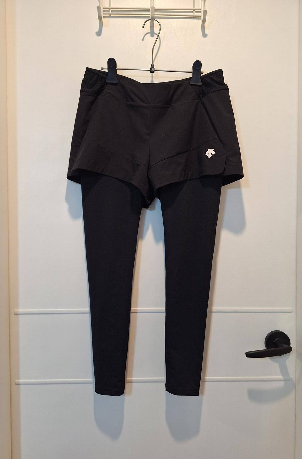 데상트 여성 반바지 레깅스