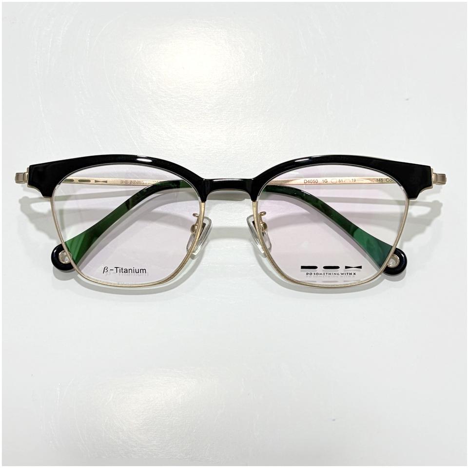 독스 DOX 타티늄 하금 반뿔테 안경테