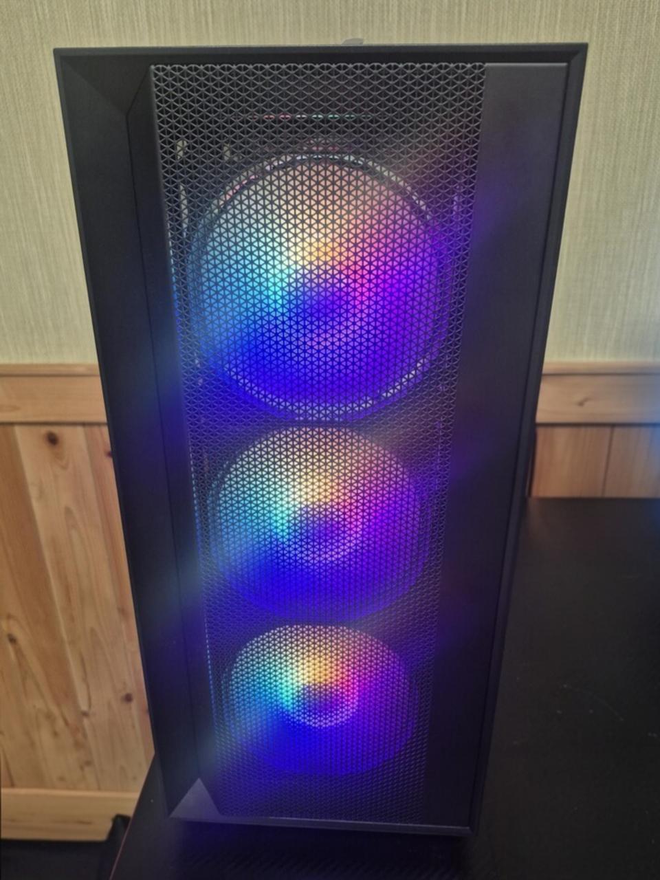 (새상품) 7500F 5060ti 게이밍 컴퓨터 본체 2