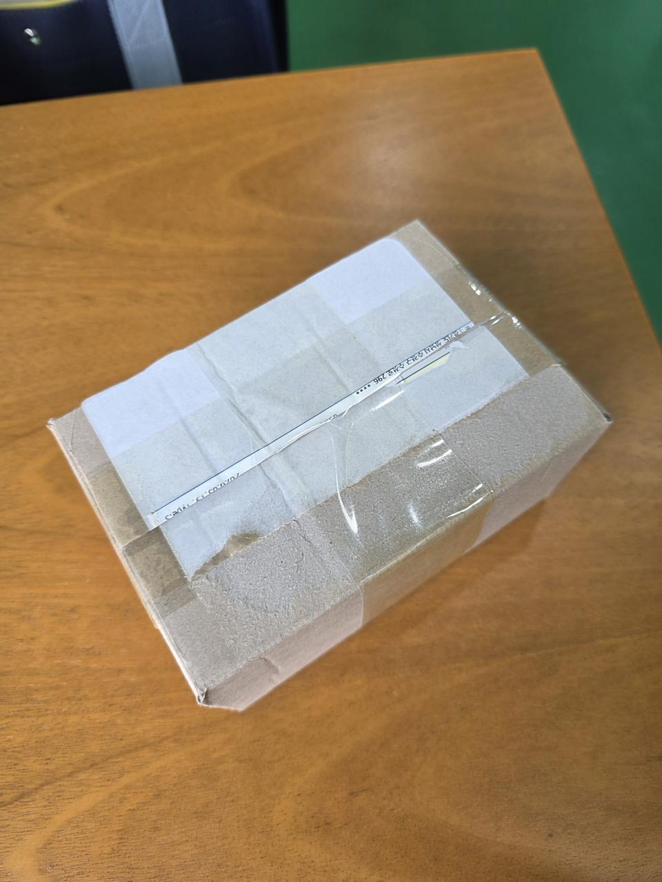 경첩 및 도어락킹
