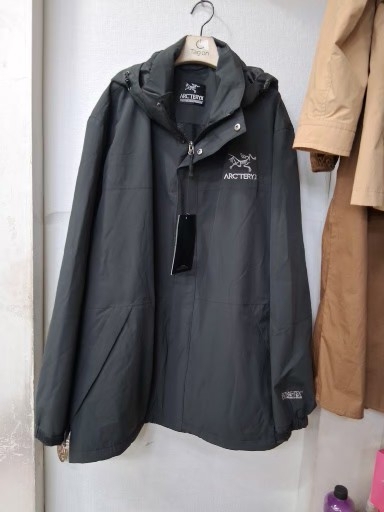 아크테릭스  고어텍스 점퍼 4XL
