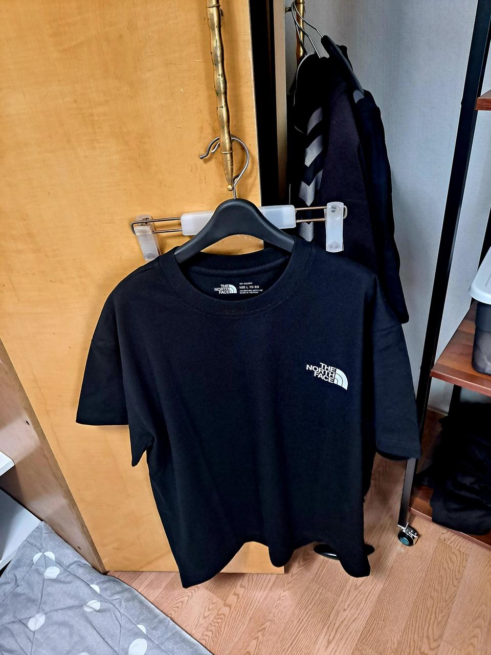 노스페이스 반팔티