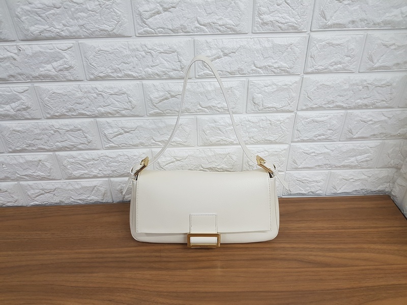 레이브(RAIVE) 숄더백 (루크.아이보리색)