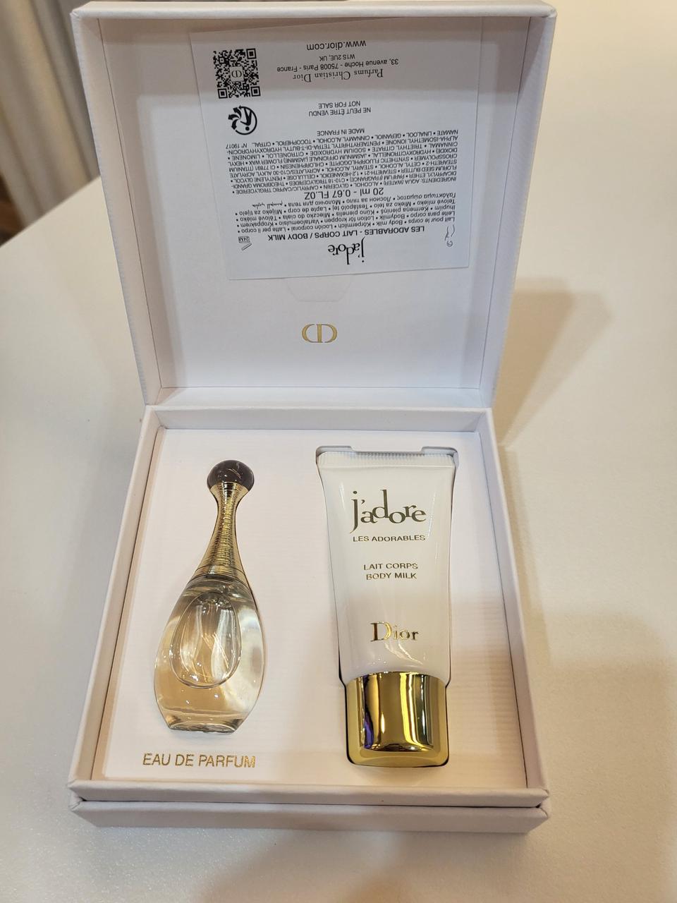 (새것)DIOR 자도르 오 드 퍼퓸 &바디밀크 세트