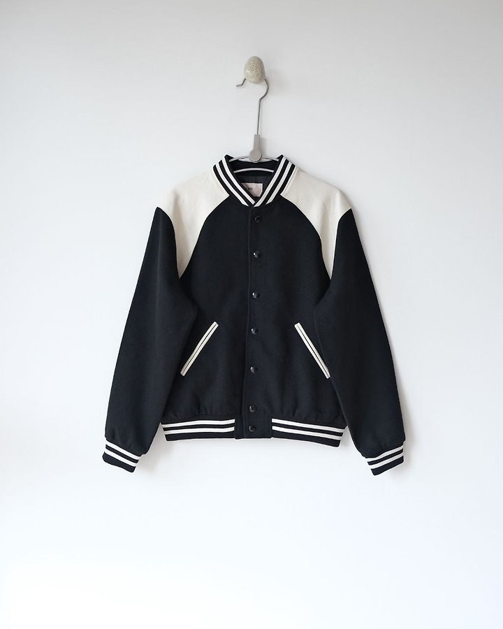 셀린느 울 텍스처 클래식 테디 자켓