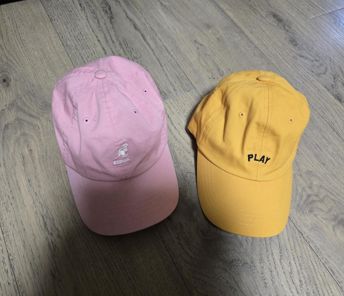 캉골 핑크색상과 옐로우 모자