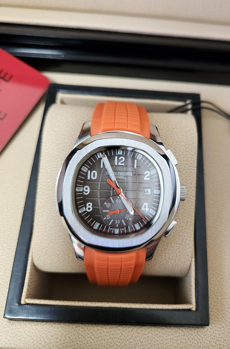 파텍필립 아쿠아넛 40mm 새상품 풀박스