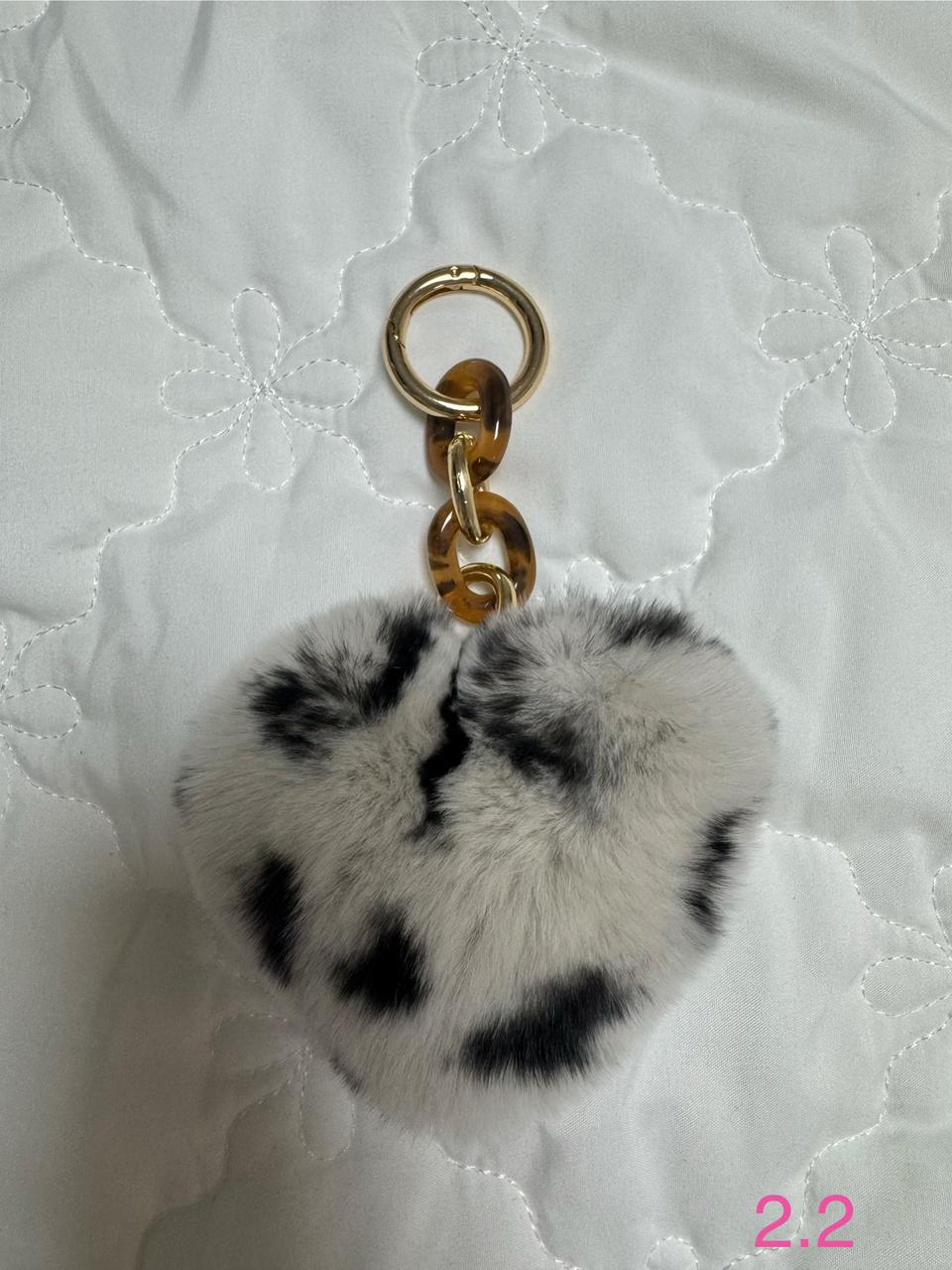 화이트 블랙 털 키링