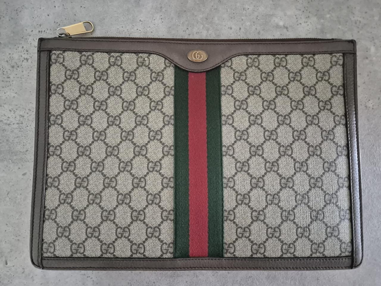 구찌 오피디아 GG 수프림 클러치백 블랙/브라운 (625549)