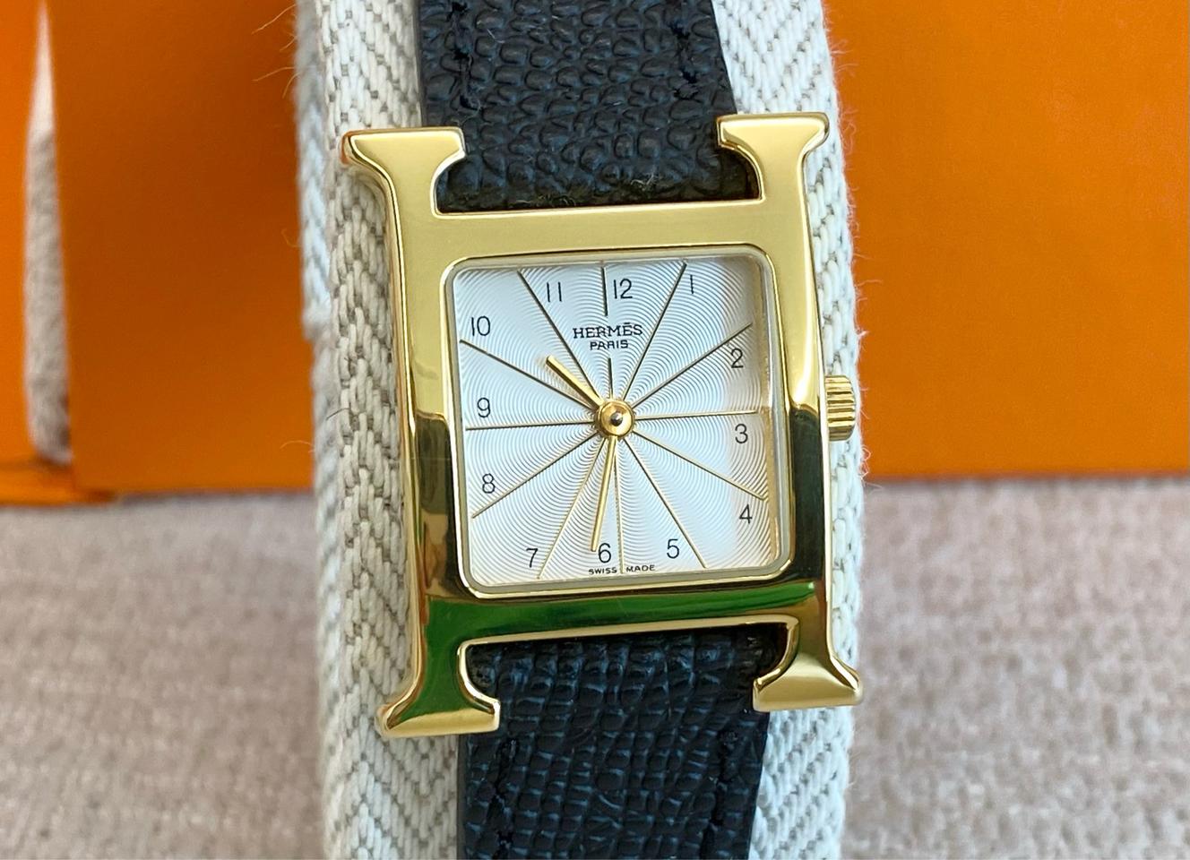에르메스 H아워 1.201 금장 여성용 쿼츠 PM 스몰 사이즈