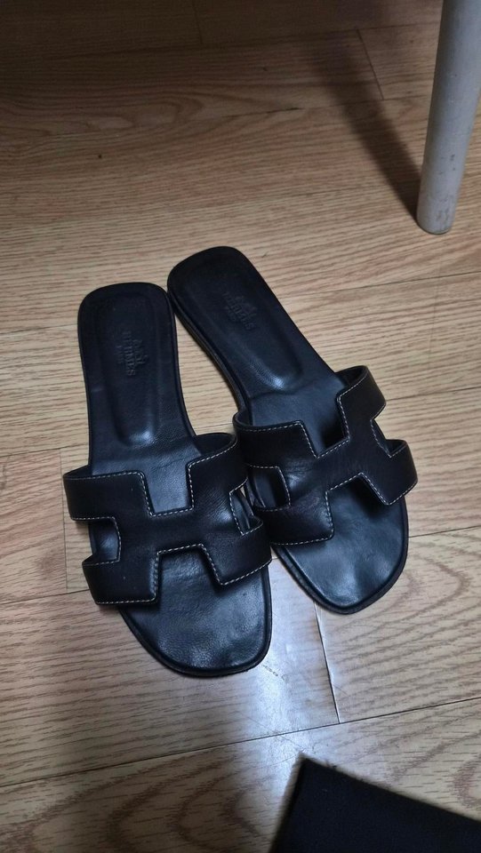 에르메스 오란 슬리퍼